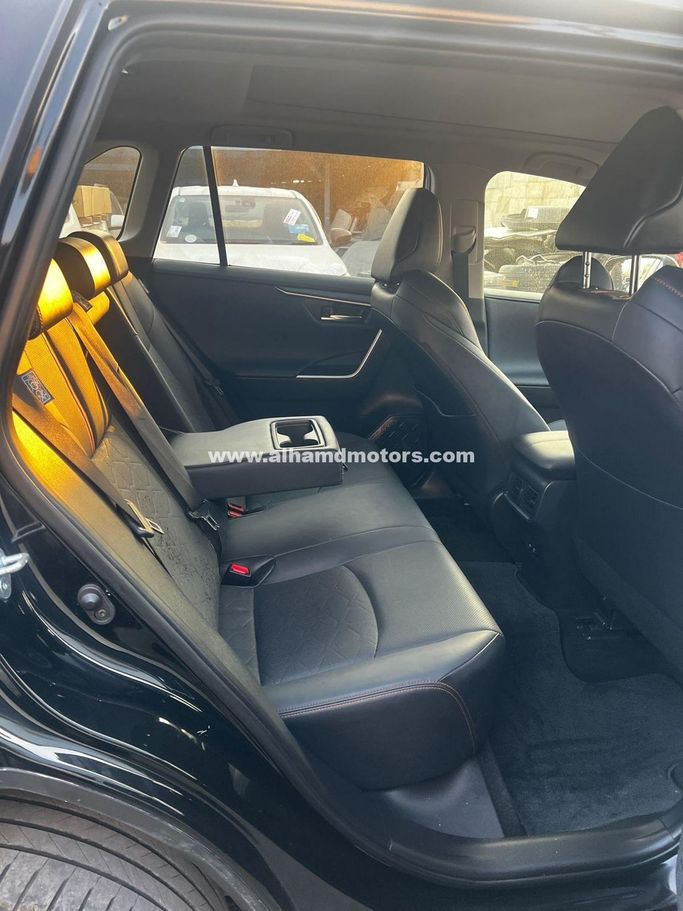 Used Toyota RAV4 V (XA50), 2.5 l, 2021 in Dubai by Alhamd Motors, Black color. Other | AUTO.AE