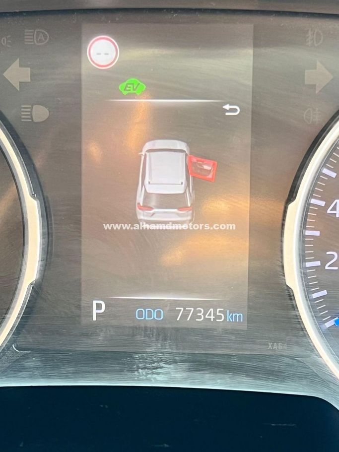 Used Toyota RAV4 V (XA50), 2.5 l, 2020 in Dubai by Alhamd Motors, Red color. Other | AUTO.AE