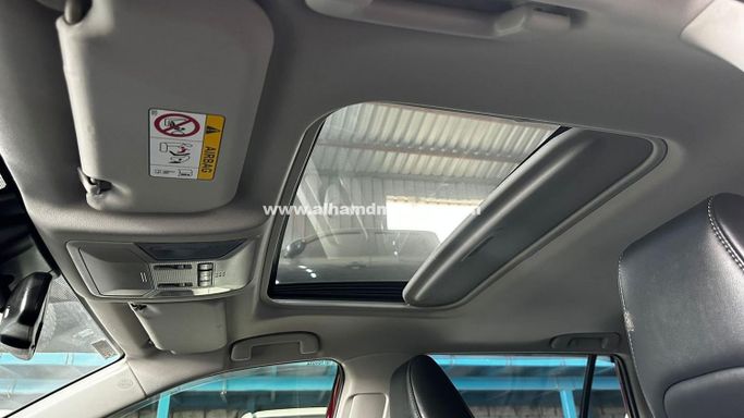 Used Toyota RAV4 V (XA50), 2.5 l, 2021 in Dubai by Alhamd Motors, Red color. Other | AUTO.AE