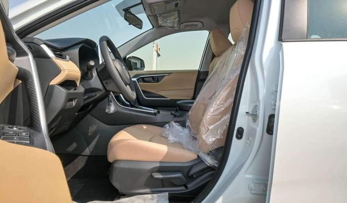 New Toyota RAV4 V (XA50), 2.5 l, 2024 in Dubai by F7 Motors, White color. GCC Specs | AUTO.AE