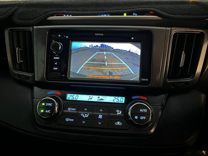 Used Toyota RAV4 IV (XA40), 2.5 l, 2013 in Dubai by Alhamd Motors, Black color. Other | AUTO.AE