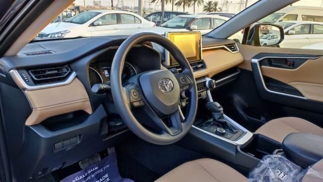 Новый Toyota RAV4 V (XA50), 2.5 л, 2023 в Дубае от Soltan Auto Черный цвет. GCC | AUTO.AE
