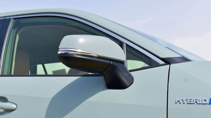 Новый Toyota RAV4 V (XA50), 2.5 л, 2023 в Дубае от Najem Motors Зеленый цвет. GCC | AUTO.AE