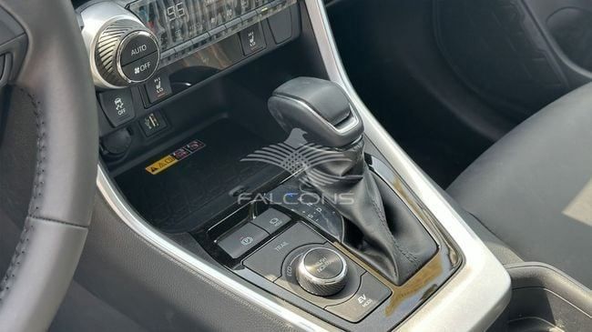 Новый Toyota RAV4 V (XA50), 2.5 л, 2024 в Дубае от Falcons GT Motors FZCO Белый цвет. Китайская | AUTO.AE