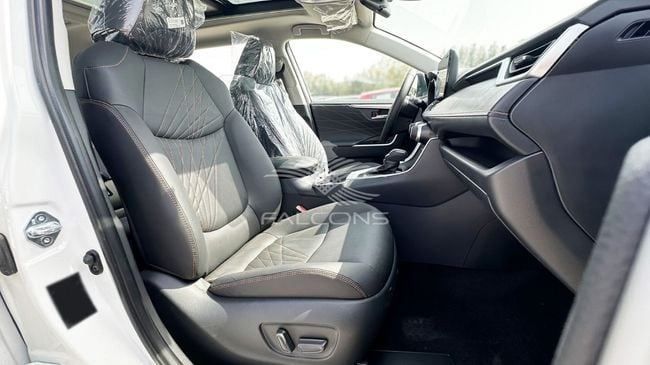 Новый Toyota RAV4 V (XA50), 2.5 л, 2024 в Дубае от Falcons GT Motors FZCO Белый цвет. Китайская | AUTO.AE