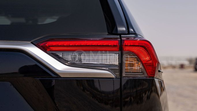 Новый Toyota RAV4 V (XA50), 2.0 л, 2024 в Дубае от Milele Черный цвет. Other | AUTO.AE