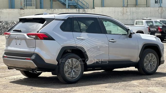 Новый Toyota RAV4 V (XA50), 2.5 л, 2024 в Дубае от Falcons GT Motors FZCO Серебристый цвет. Other | AUTO.AE