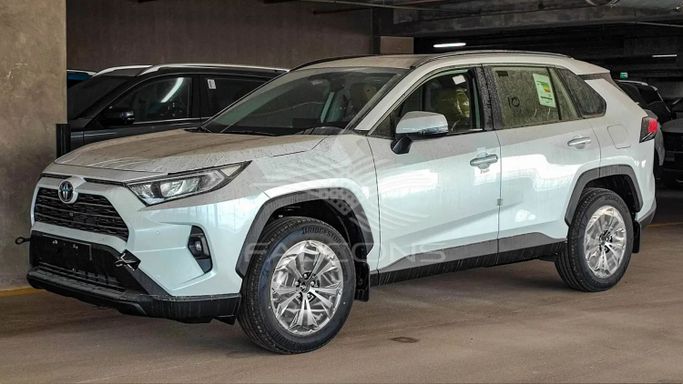 Новый Toyota RAV4 V (XA50), 2.5 л, 2023 в Дубае от Falcons GT Motors FZCO Серебристый цвет. Other | AUTO.AE