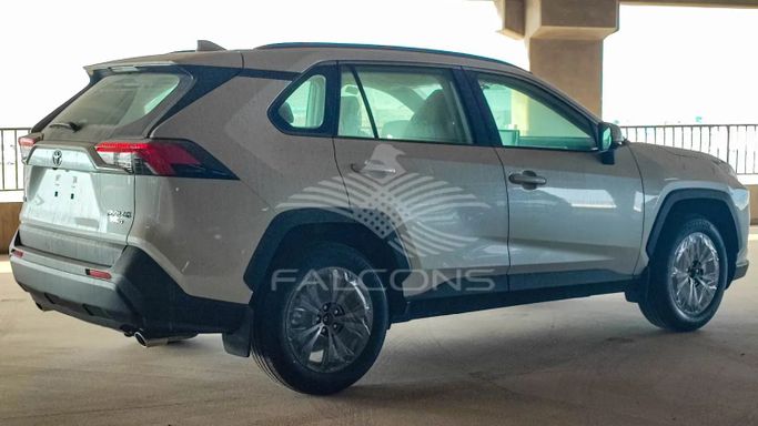 Новый Toyota RAV4 V (XA50), 2.5 л, 2023 в Дубае от Falcons GT Motors FZCO Серебристый цвет. Other | AUTO.AE