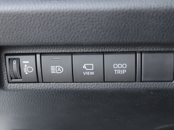 Новый Toyota RAV4 V (XA50), 2.5 л, 2023 в Дубае от Titanum Cars Белый цвет. Other | AUTO.AE