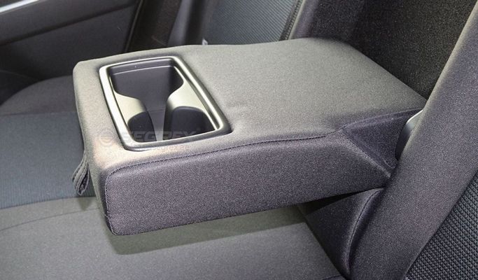 Новый Toyota RAV4 V (XA50), 2.5 л, 2025 в Дубае от Segrex Auto Черный цвет. GCC | AUTO.AE