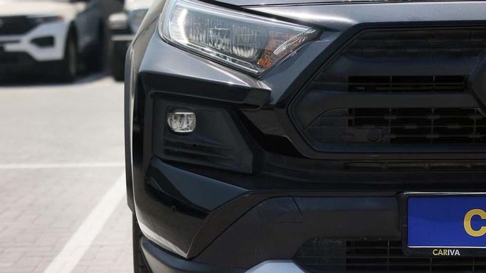 Used Toyota RAV4 V (XA50), 2.5 l, 2022 in Dubai by Cariva Used Cars , Black color. GCC Specs | AUTO.AE