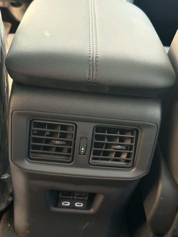 New Toyota RAV4 V (XA50), 2.5 l, 2025 in Dubai by Gold Auto, White color. Other | AUTO.AE