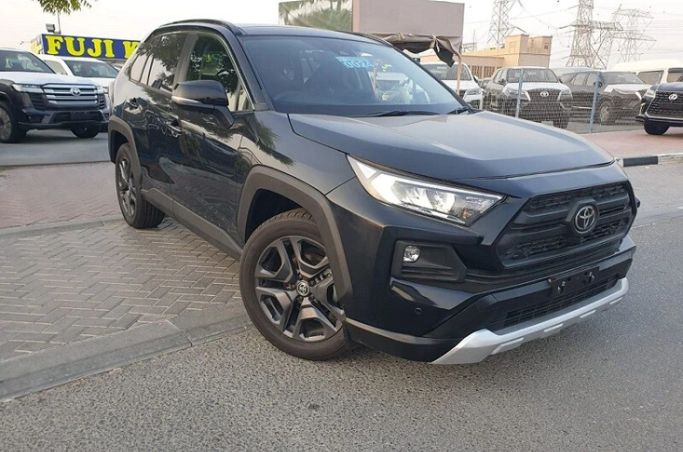 مستعملة Toyota RAV4 V (XA50), 2.5 l, 2023 في في دبي من Fuji King Motors FZCO، اللون أسود. مواصفات الخليج | AUTO.AE | إعلان #230250