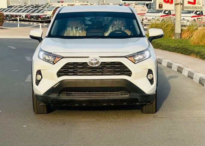 Used Toyota RAV4 V (XA50), 2.5 l, 2025 in Dubai by Global Motors, White color. GCC Specs | AUTO.AE