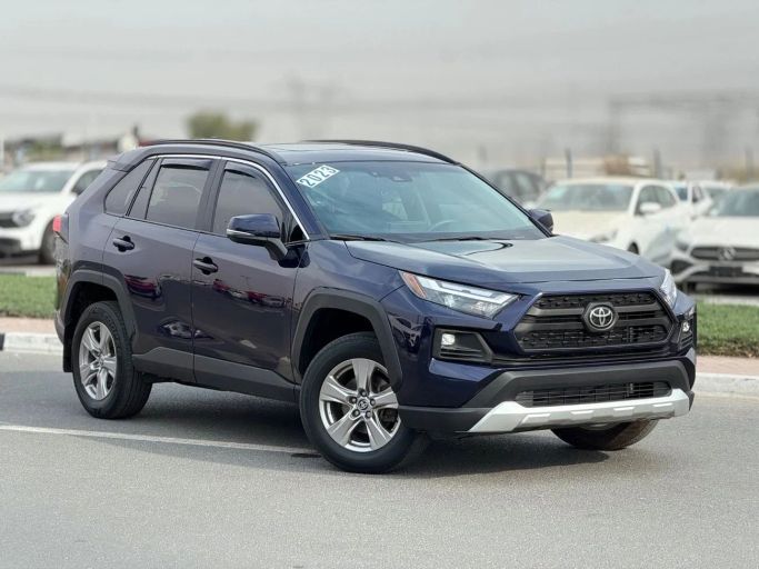 Подержанный Toyota RAV4 V (XA50), 2.5 л, 2023 в Дубае от GHAZNI MOTORS Тёмно-синий цвет. Американская | AUTO.AE | Объявление #244444