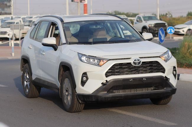 New Toyota RAV4 V (XA50), 2.5 l, 2025 in Dubai by AL SHERAA AL MALAKI, White color. GCC Specs | AUTO.AE | Listing #244808