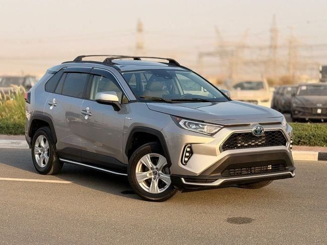Used Toyota RAV4 V (XA50), 2.5 l, 2019 in Dubai by GHAZNI MOTORS, Grey color. American Specs | AUTO.AE | Listing #259092