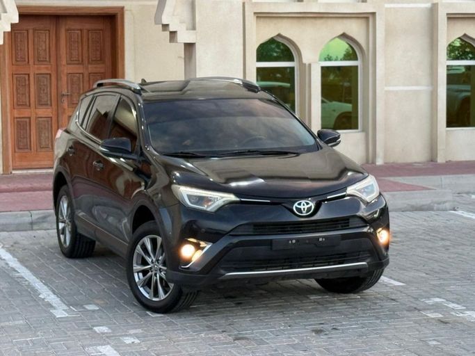 مستعملة Toyota RAV4 عملية فيس ليفت IV (XA40), 2.5 l, 2017 في في دبي من HH MOTORS CORPORATION، اللون أسود. مواصفات الخليج | AUTO.AE | إعلان #260156