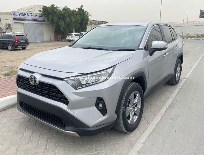 Used Toyota RAV4 V (XA50), 2.0 l, 2022 in Dubai by Alhamd Motors, Silver color.  | AUTO.AE | Listing #260218