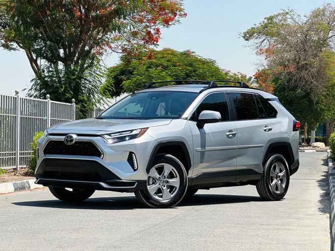مستعملة Toyota RAV4 V (XA50), 2.5 l, 2025 في في دبي من Aryana Motors Fzco، اللون فضي. المواصفات الأمريكية | AUTO.AE | إعلان #261305