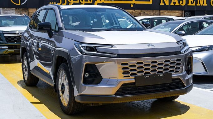 جديدة Toyota RAV4 السادس (XA60), 2.0 l, 2026 في في دبي من Najem Motors، اللون رمادي. مواصفات الخليج | AUTO.AE | إعلان #265645