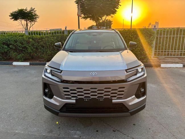 Новый Toyota RAV4 VI (XA60), 2.5 л, 2026 в ОАЭ, Дубай от GT MOTORS Золотистый цвет. GCC | AUTO.AE | Объявление #273263