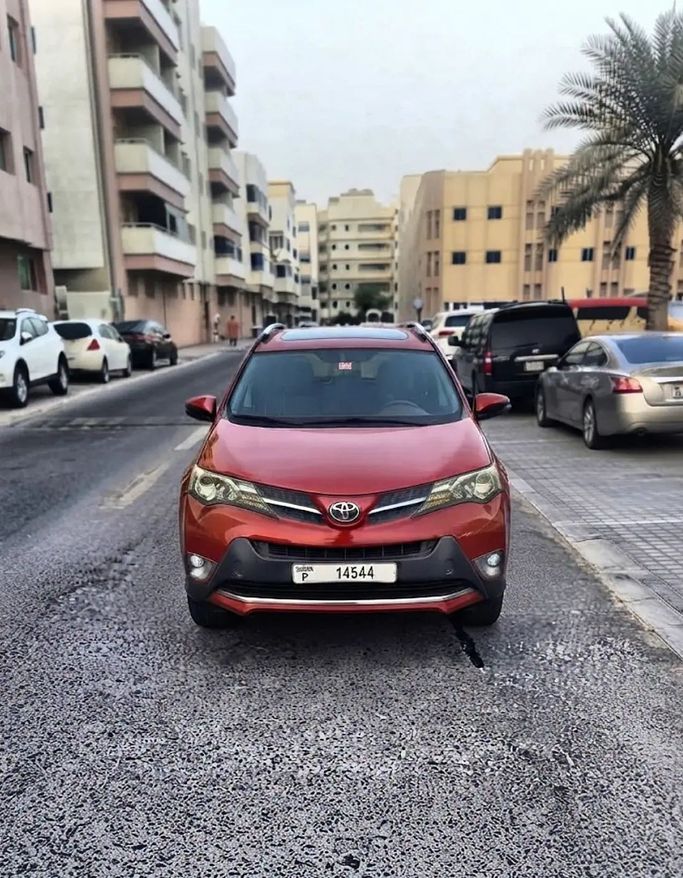 مستعملة Toyota RAV4 IV (XA40), 2.5 l, 2014 في في دبي، اللون أحمر. مواصفات الخليج | AUTO.AE | إعلان #273567