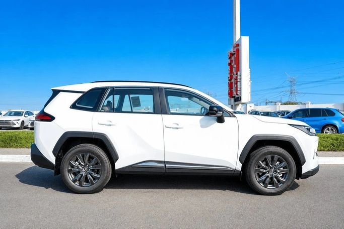 Новый Toyota RAV4 VI (XA60), 2.5 л, 2026 в ОАЭ, Дубай от Hussein Ghulam Motors FZCO Белый цвет. GCC | AUTO.AE | Объявление #278327