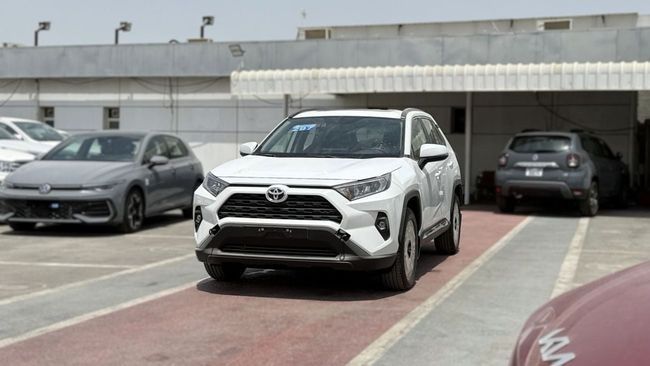 New ⁦Toyota RAV4 V (XA50), 2.5 l, 2025⁩ in UAE, Dubai by Rhodium Motors FZE, White color. GCC Specs | AUTO.AE | Listing #287132
