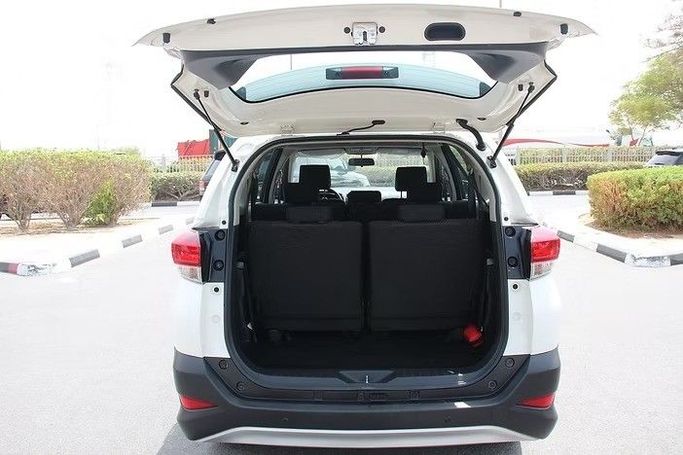 Used Toyota Rush II, 1.5 l, 2023 in Dubai by SZS Auto Planet, White color. GCC Specs | AUTO.AE