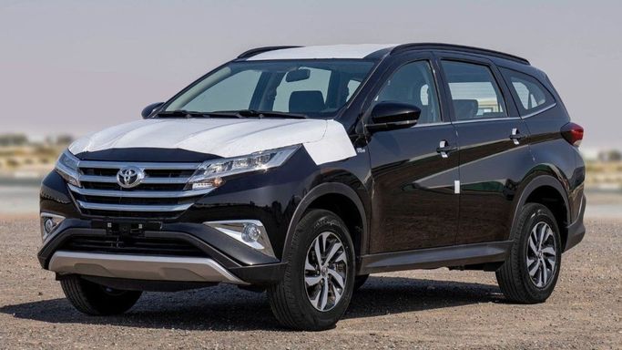 جديدة Toyota Rush ثانياً, 1.5 l, 2025 في في دبي من TARGET MOTORS FZE، اللون أسود. مواصفات الخليج | AUTO.AE | إعلان #270012