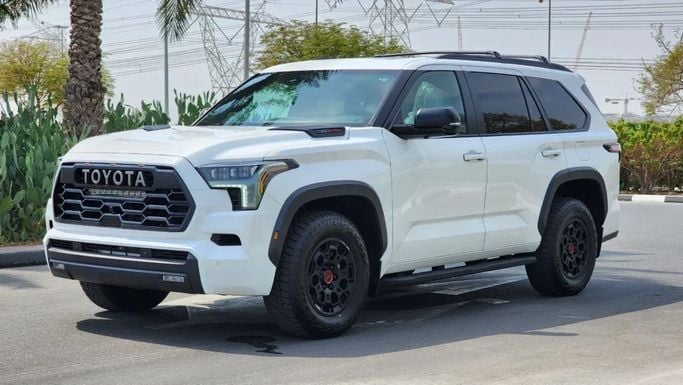 New Toyota Sequoia III, 3.4 l, 2024 in Dubai by Alwan Global Cars, White color. Other | AUTO.AE