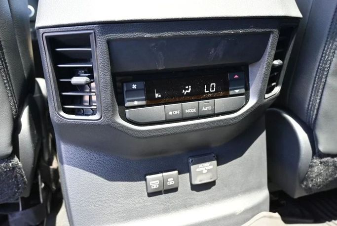 New Toyota Sequoia III, 3.4 l, 2024 in Dubai by Mohamed Hakim Motors, Bronze color. Other | AUTO.AE