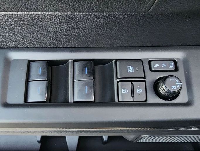 Новый Toyota Sequoia III, 3.4 л, 2023 в Дубае от Mohamed Hakim Motors Черный цвет. GCC | AUTO.AE