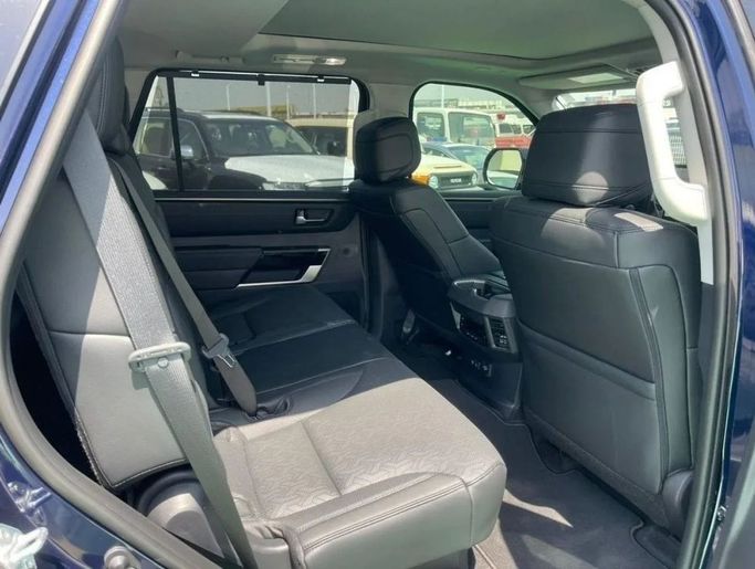 Новый Toyota Sequoia III, 3.4 л, 2023 в Дубае от Mohamed Hakim Motors Черный цвет. Other | AUTO.AE