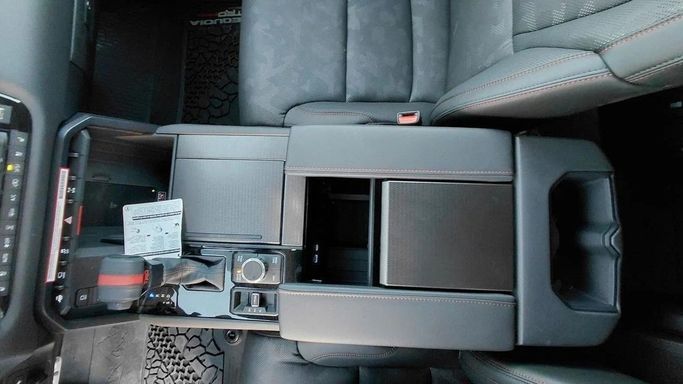 Новый Toyota Sequoia III, 3.4 л, 2025 в Дубае от World Center Motors FZE Коричневый цвет. Американская | AUTO.AE