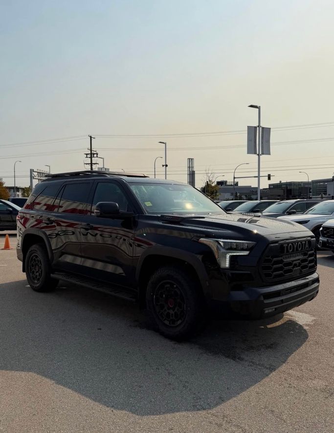 Новый Toyota Sequoia III, 3.4 л, 2026 в ОАЭ, Дубай Черный цвет. Европейская | AUTO.AE | Объявление #281936