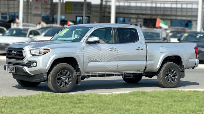 Новый Toyota Tacoma III, 3.5 л, 2022 в Дубае от Falcons GT Motors FZCO Серебристый цвет. Other | AUTO.AE