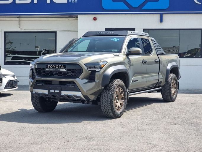 جديدة Toyota Tacoma رابعاً, 2.4 l, 2024 في في دبي من Mercury Global FZCO، اللون برونزي. المواصفات الأمريكية | AUTO.AE | إعلان #268767