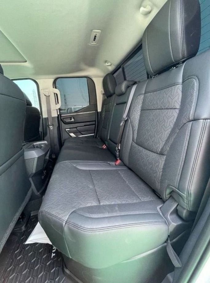 Новый Toyota Tundra III, 3.4 л, 2023 в Дубае от Mohamed Hakim Motors Белый цвет. Other | AUTO.AE