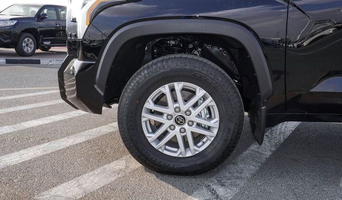 Новый Toyota Tundra III, 3.4 л, 2024 в Дубае от Najem Motors Черный цвет. GCC | AUTO.AE