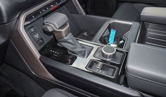 Новый Toyota Tundra III, 3.4 л, 2024 в Дубае от Najem Motors Черный цвет. GCC | AUTO.AE