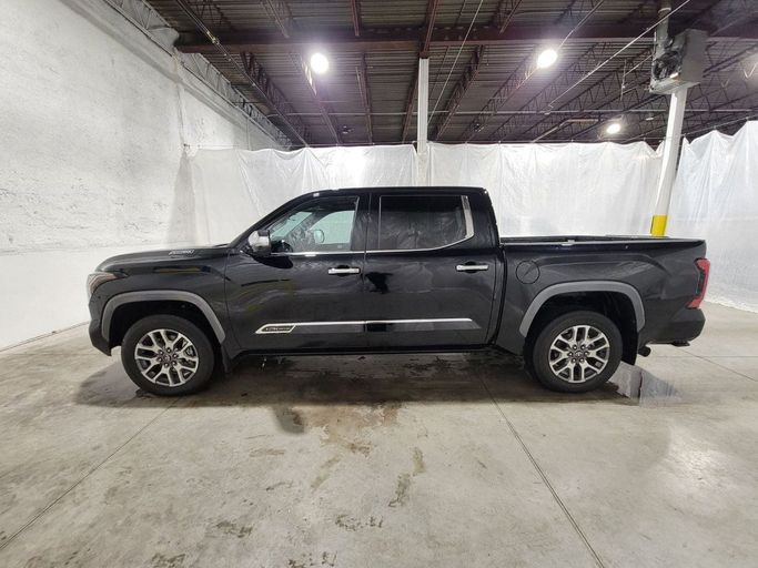 جديدة ⁦Toyota Tundra ثالثاً، 3.4 l، 2026⁩ في في الإمارات, دبي من Dresden Motors، اللون أسود. المواصفات الصينية | AUTO.AE | إعلان #286239