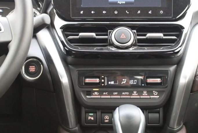 Новый Toyota Urban Cruiser III, 1.5 л, 2023 в Дубае от Mohamed Hakim Motors Белый цвет. GCC | AUTO.AE