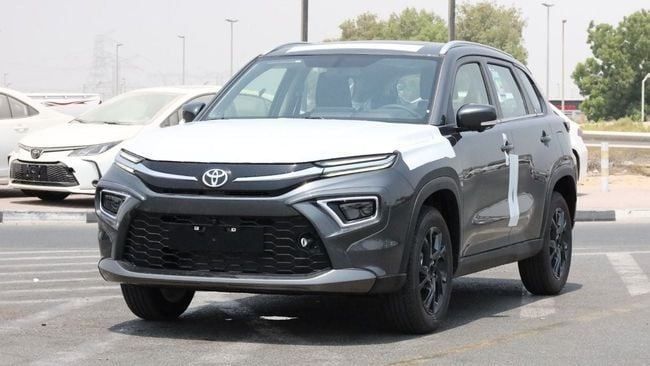 جديدة Toyota Urban Cruiser ثالثاً, 1.5 l, 2025 في في دبي من Maqbool Motors FZCO، اللون رمادي. مواصفات الخليج | AUTO.AE