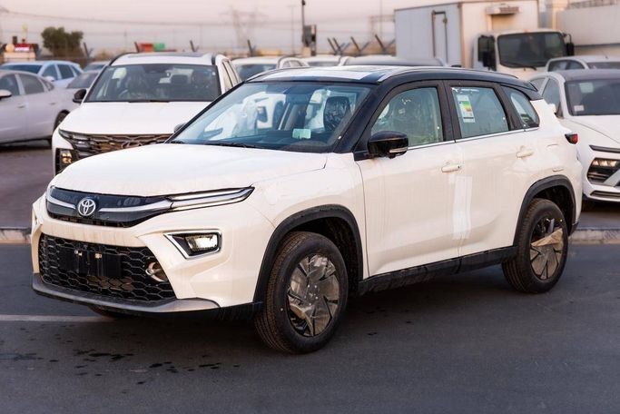 Новый Toyota Urban Cruiser III, 1.5 л, 2026 в Дубае от Al Marid Motors Белый цвет.  | AUTO.AE | Объявление #273119