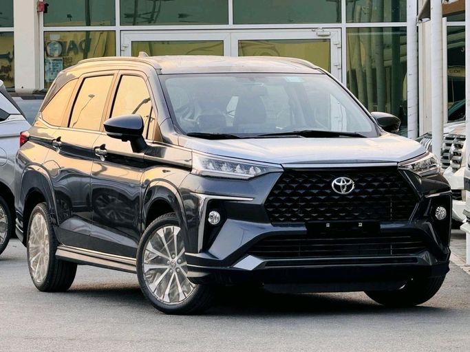 New Toyota Veloz, 1.5 l, 2024 in Dubai by Al Nayrab Used Cars, Black color. GCC Specs | AUTO.AE