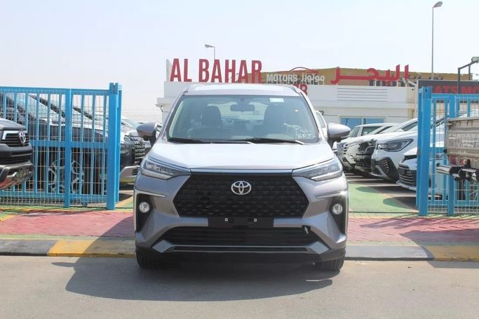 جديدة Toyota Veloz, 1.5 l, 2023 في في دبي من AL BAHAR MOTORS FZE، اللون رمادي.  | AUTO.AE