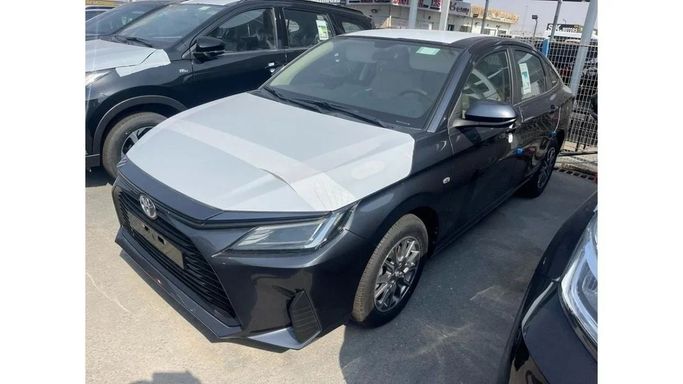 New Toyota Yaris XP150 Facelift, 1.3 l, 2023 in Dubai by Mohamed Hakim Motors, Grey color. GCC Specs | AUTO.AE